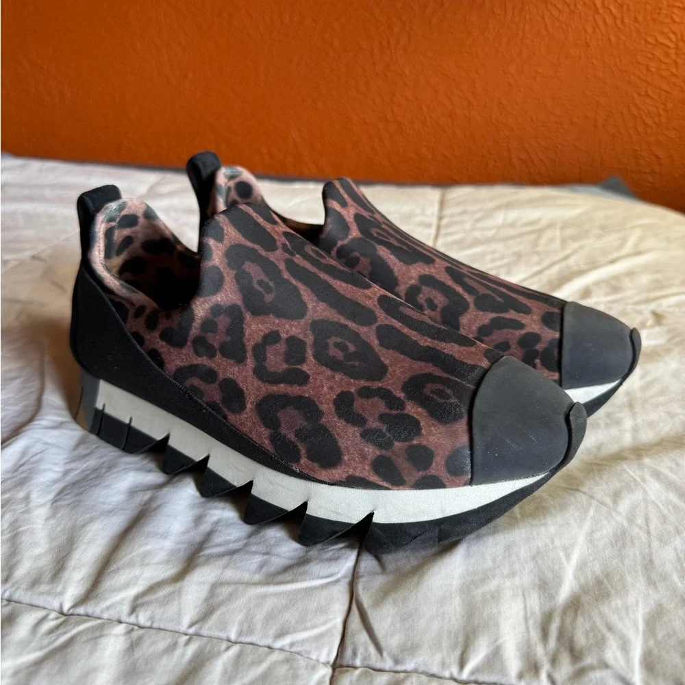 Dolce & Gabbana Ibiza Leopard Print‎ Slip On Sneakers, Size 6.5, EU 37
